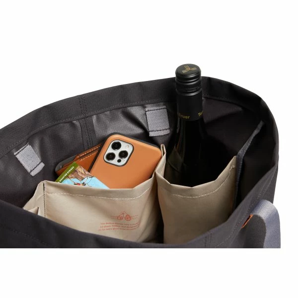 Bellroy Market Tote With Wine Pocket - Image 3